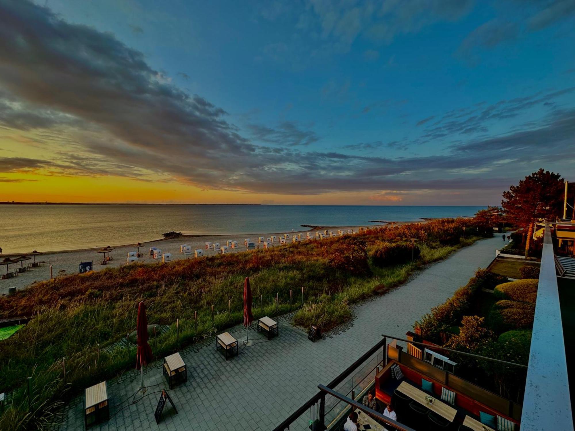 Seaside-Strandhotel Timmendorfer Strand Exterior photo