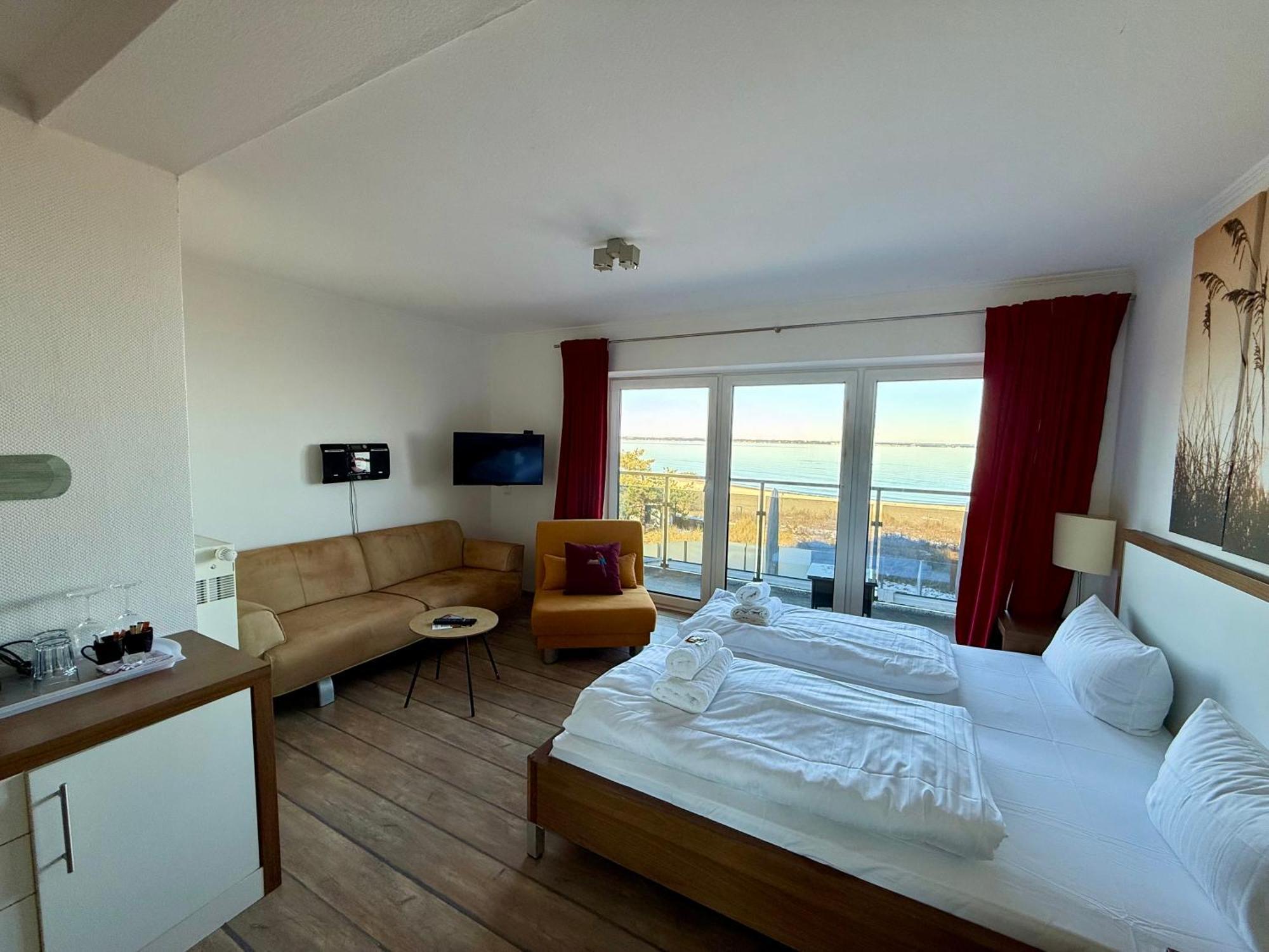 Seaside-Strandhotel Timmendorfer Strand Exterior photo